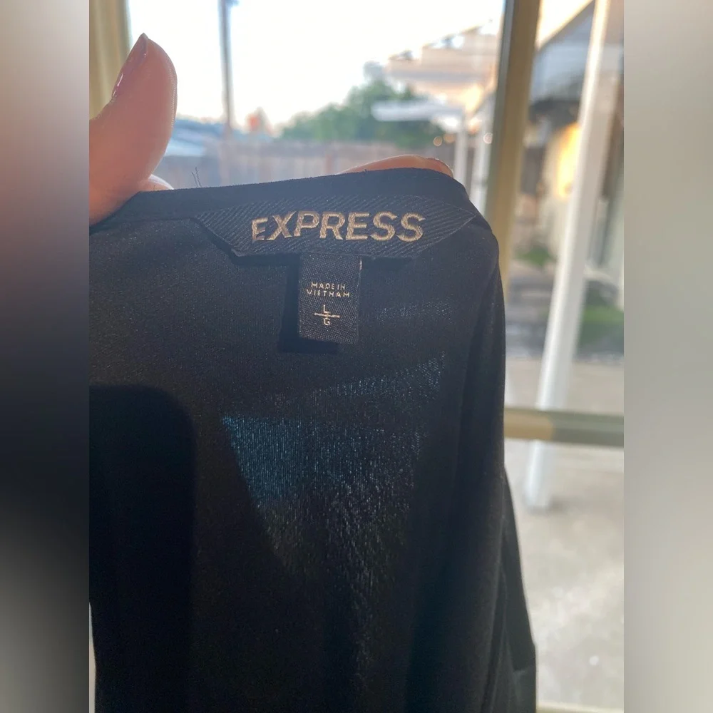 Express black romper - Picture 7 of 7